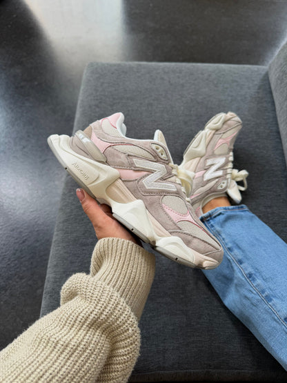 New Balance 9060 Pink Beige