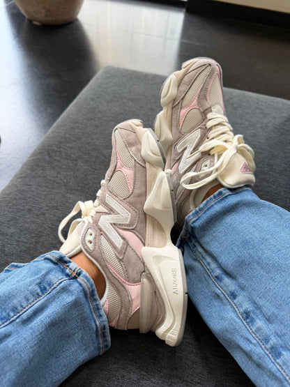 New Balance 9060 Pink Beige