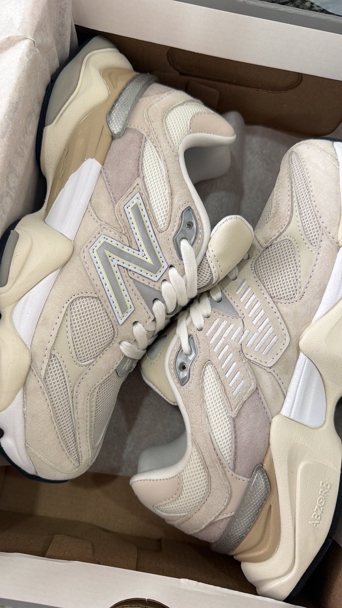 New Balance 9060 sea Salt