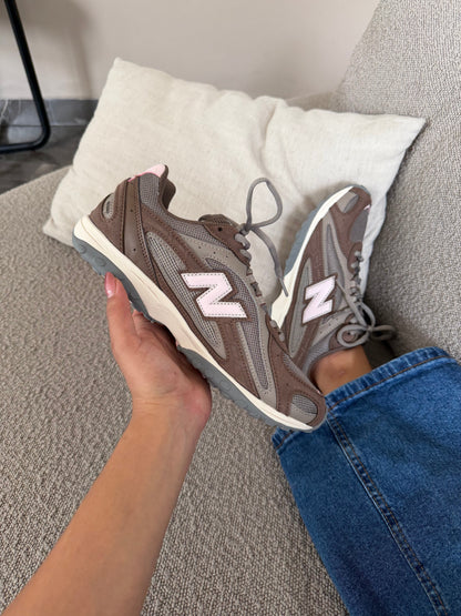 NB 204  Brown Pink