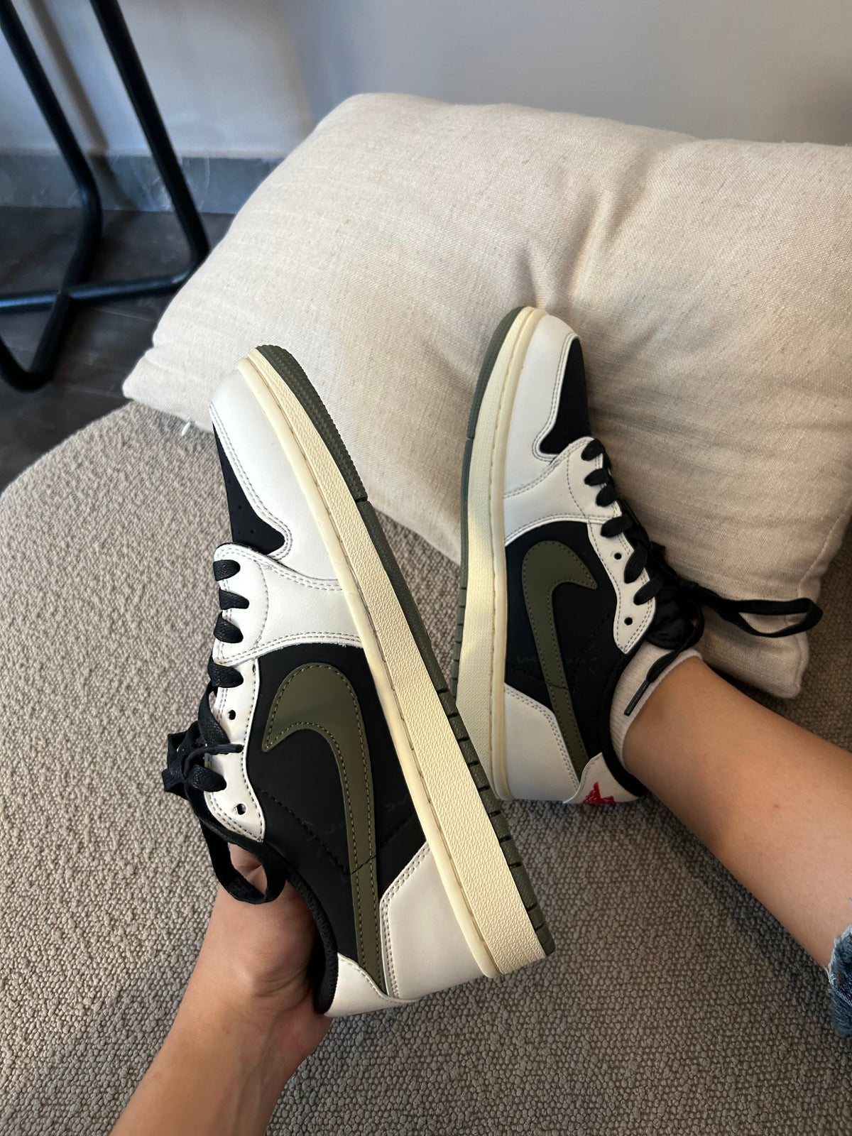 Jordan 1 Retro Low OG SP Travis Scott en verde oliva